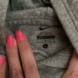 Nike Tops - THE PERFECT NIKE HOODIE Nike Tops - THE PERFECT NIKE HOODIE
